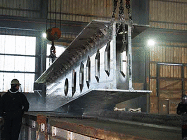 Hollow beam being galvanized