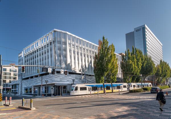 Oregon Convention Center 01